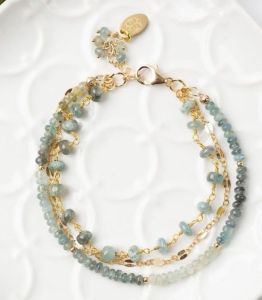 زیورآلات صحرایی