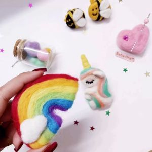 دستسازه های عروسکی