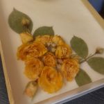 ساعت رومیزی تمام رزین مدل گل رز طبیعی | JCHK-8820 ساعت رومیزی تمام رزین مدل گل رز طبیعی | JCHK-8820