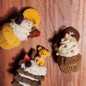 شمع های دست ساز ایوا