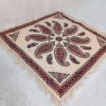 رومیزی قلمکاری اصفهان طرح بته جقه | JCHK-8847 رومیزی قلمکاری اصفهان طرح بته جقه | JCHK-8847