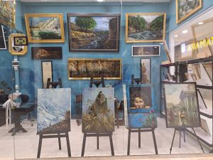 دنیای هنر تقوی  