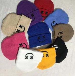 کلاه بافت طرح لبخند | JCHK-9297