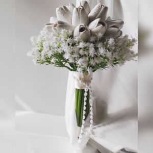 دسته گل لاله مصنوعی با ژیپسوفیلیا | JCHK-11657