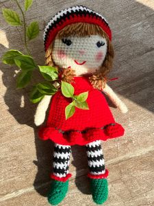 عروسک های دستباف بِری