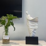 مجسمه دکوری بانو و رقص باد | JCHK-12737