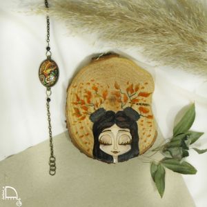 دیوارکوب چوبی طرح دخترونه | JCHK-3153