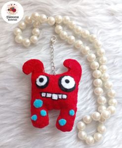 آویز کیف نمدی طرح هیولای قرمز | JCHK-13931