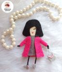عروسک تزئینی نمدی دختر شیک پوش  | JCHK-13936