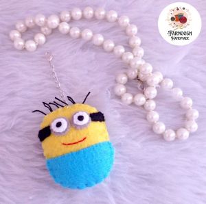 آویز کیف نمدی طرح من شرور 2 | JCHK-13961