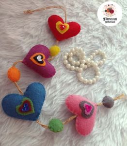 آویز تزئینی نمدی طرح قلب و دایره | JCHK-14021