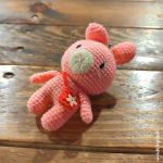 سرکلیدی بافتنی خرگوش با رنگ‌بندی دلخواه شما مناسب هدیه | JCHK-6197