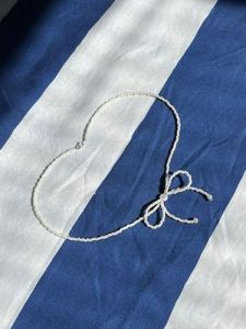 گردنبند پاپیون با قفل نقره و منجوق سفید  | JCHK-14834