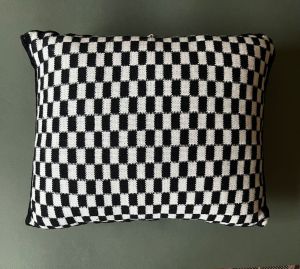 کوسن چهارخانه | JCHK-15868