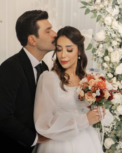 تابلو عروس و داماد برجسته سازی شده باسنگ و نگین اصل | JCHK-16391