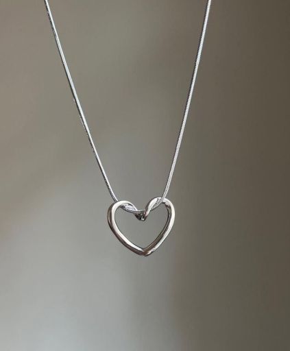 گردنبند قلب‌ توخالی نقره ای | JCHK-16249