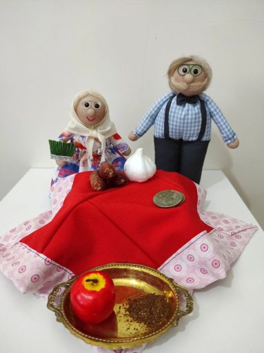 عروسک خانم جون و اقا جون با کرسی | JCHK-4345