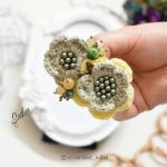 سنجاق سینه طرح گل جواهردوزی | JCHK-3035