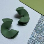 گوشواره دستساز سبز مارپیچ | JCHK-6401